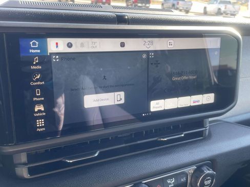 Used 2025 Jeep Wrangler Willys image 2