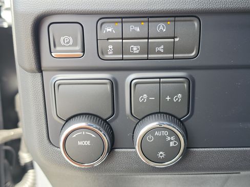 New 2026 Chevrolet Tahoe LS RWD image 31