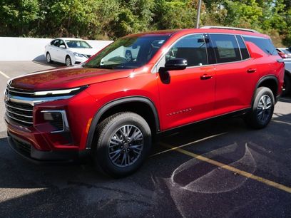 New 2026 Chevrolet Traverse LT w/ LPO, Floor Liner Package
