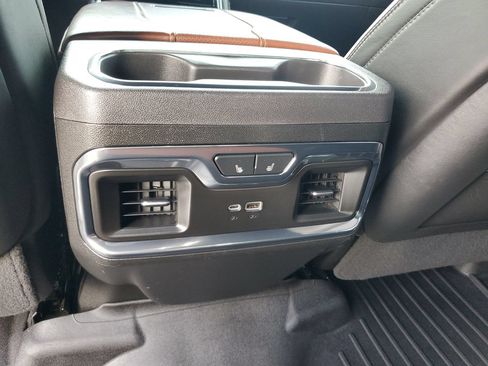 Used 2024 GMC Sierra 2500 Denali Ultimate AWD/4WD image 16