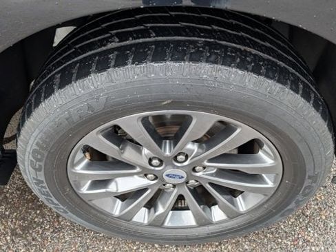 Used 2021 Ford Expedition Max Limited image 22