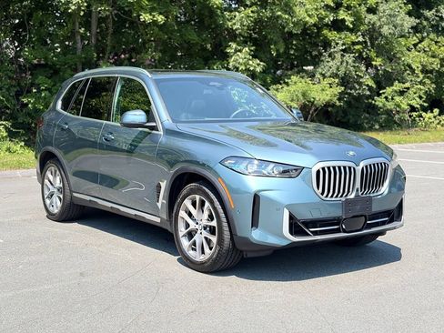 Certified 2026 BMW X5 xDrive40i w/ Parking Assistance Package AWD/4WD image 8