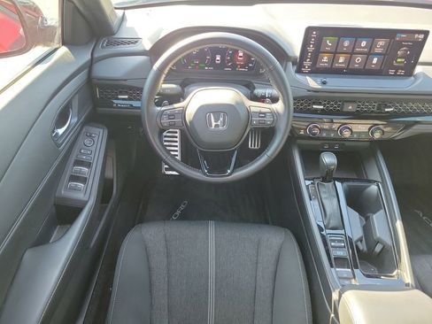 Used 2023 Honda Accord Sport image 14