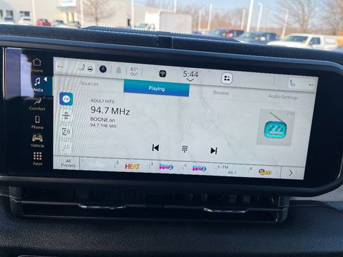 Used 2025 Jeep Wrangler Willys image 22