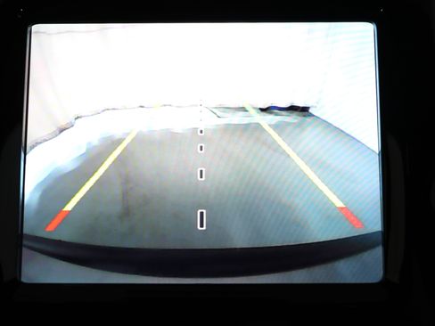 Used 2019 Jeep Cherokee Limited w/ Luxury Group image 6