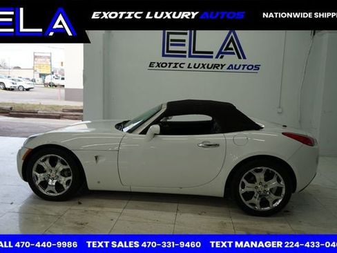 Used 2006 Pontiac Solstice Convertible w/ Premium Package image 3