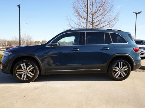 Certified 2023 Mercedes-Benz EQB 300 4MATIC image 4