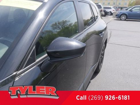 Used 2024 MAZDA CX-50 AWD 2.5 S w/ Premium Package image 11