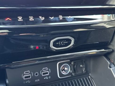 New 2026 Jeep Grand Cherokee Altitude RWD image 21