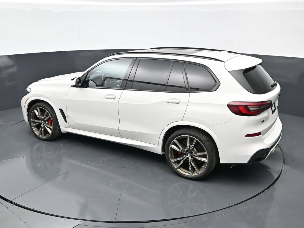 Used 2021 BMW X5 M50i AWD/4WD image 40