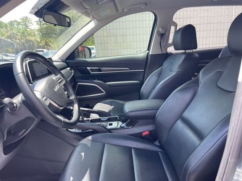 Used 2022 Kia Telluride LX AWD/4WD image 11