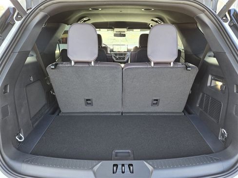 New 2026 Ford Explorer Platinum image 8