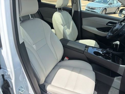 New 2026 Nissan Rogue SV FWD image 21