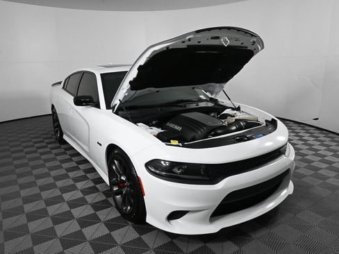 Used 2023 Dodge Charger R/T w/ Performance Handling Group RWD image 31