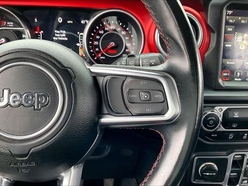 Used 2018 Jeep Wrangler Unlimited Rubicon image 21