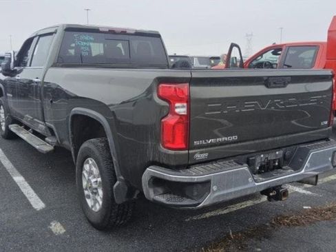 Used 2023 Chevrolet Silverado 3500 LTZ w/ LTZ Convenience Package image 4
