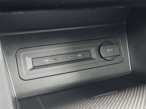 Used 2022 Volkswagen Atlas SE w/ Panoramic Sunroof Package image 18