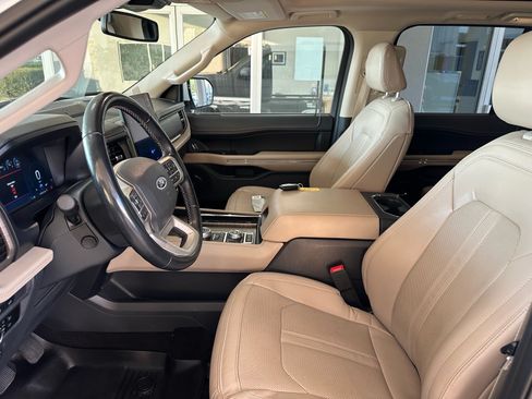 Certified 2023 Ford Expedition Limited AWD/4WD image 17