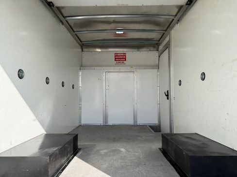 Used 2023 Ford Transit 350 DRW image 29