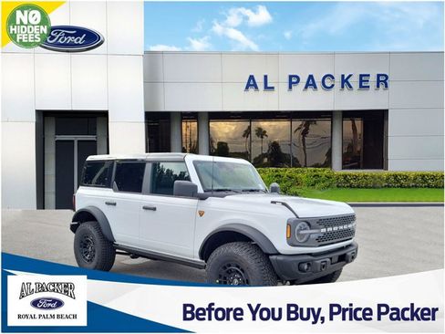 New 2026 Ford Bronco Badlands AWD/4WD image 1