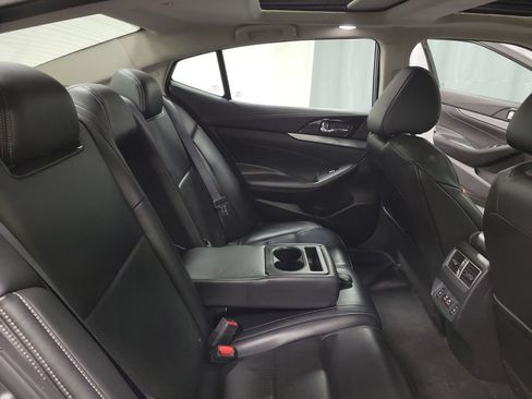 Used 2023 Nissan Maxima SL FWD image 28