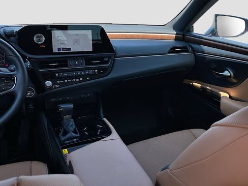Used 2025 Lexus ES 300h w/ Premium Package FWD image 23