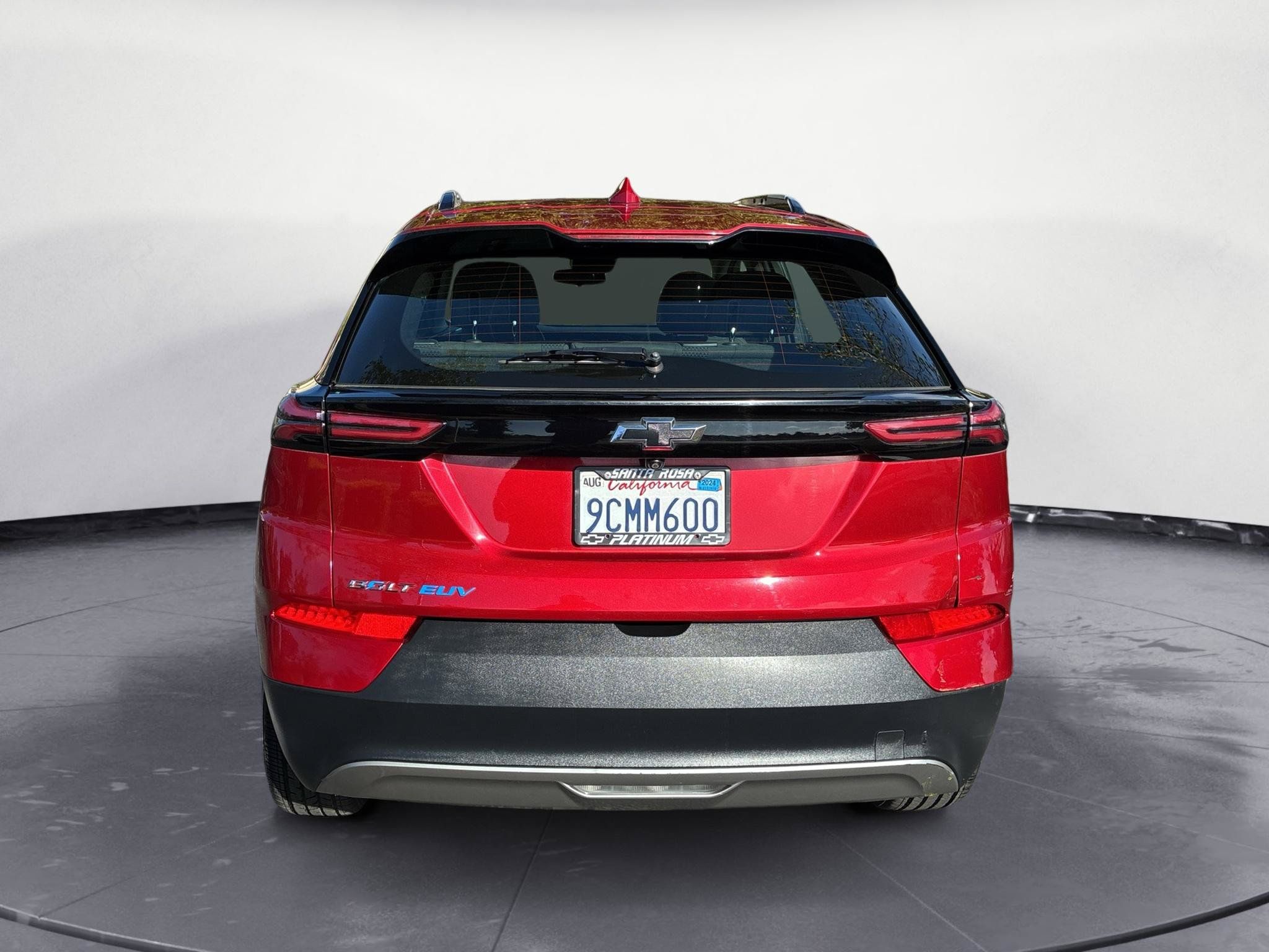 Used 2022 Chevrolet Bolt EUV LT FWD image 4