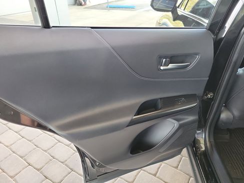 Certified 2023 Toyota Venza Nightshade image 28