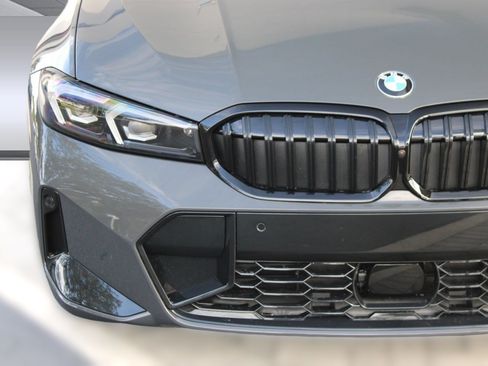 Used 2026 BMW 330i Sedan w/ M Sport Package RWD image 12
