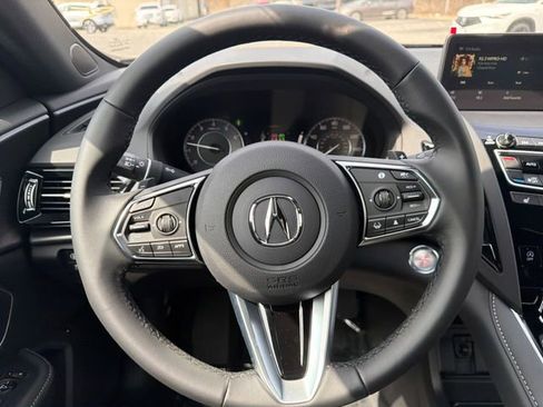 New 2026 Acura RDX SH-AWD image 24