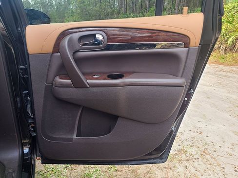 Used 2017 Buick Enclave Premium w/ Experience Buick Package image 30