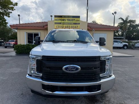 Used 2019 Ford F350 2WD SuperCab XL w/ XL Value Package image 8