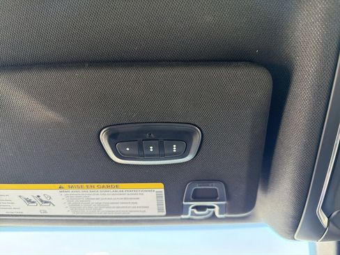 Used 2024 Jeep Grand Cherokee Limited w/ Black Appearance Package image 26