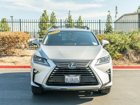 Used 2019 Lexus RX 350 FWD w/ Navigation Package image 2