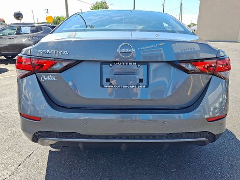 Used 2025 Nissan Sentra S FWD image 4