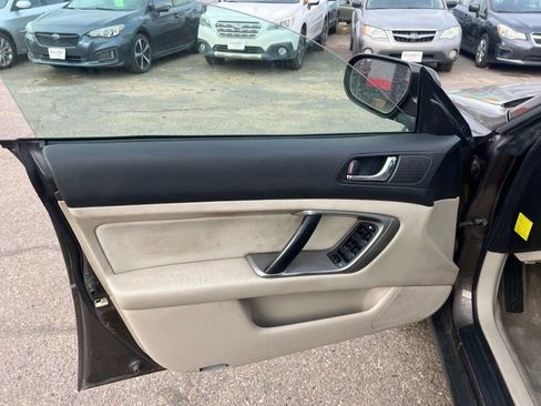 Used 2008 Subaru Outback 2.5i image 13