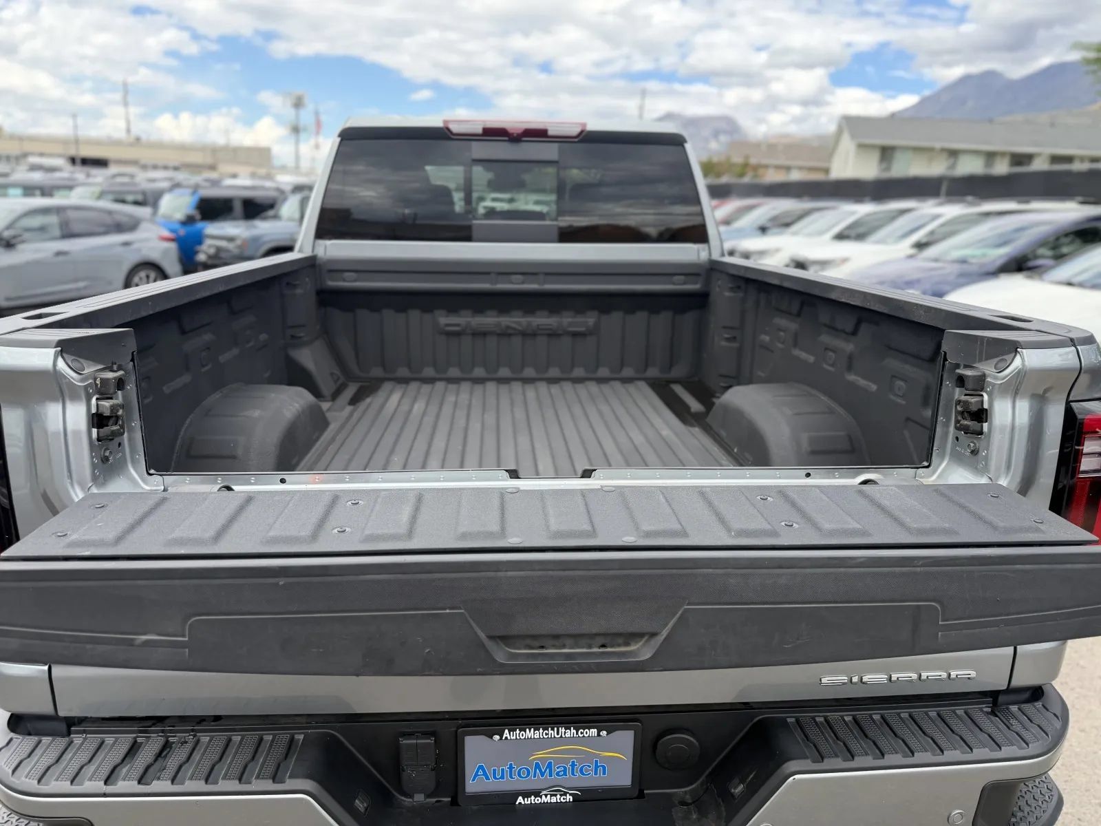Used 2024 GMC Sierra 2500 Denali w/ Denali Reserve Package AWD/4WD image 47