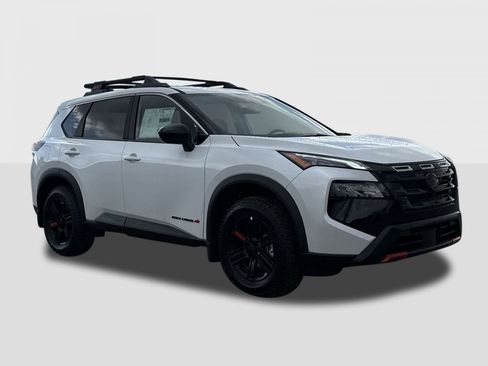 New 2026 Nissan Rogue SV image 4