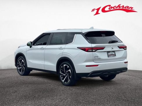 Used 2022 Mitsubishi Outlander ES AWD/4WD image 22