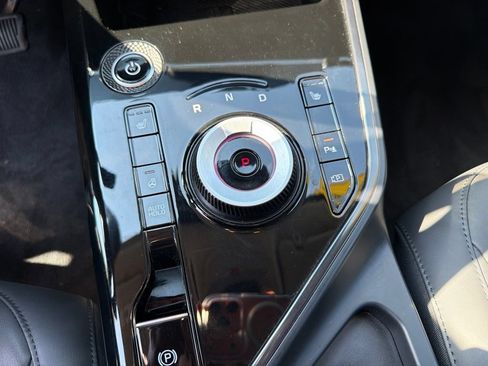 Certified 2023 Kia Niro Wind w/ Wind Preserve Package FWD image 18