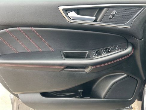 Used 2023 Ford Edge ST-Line image 19