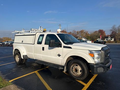 Used 2013 Ford F350 XL image 4