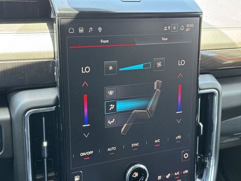 New 2026 GMC Yukon Elevation w/ Elevation Premium Package AWD/4WD image 12