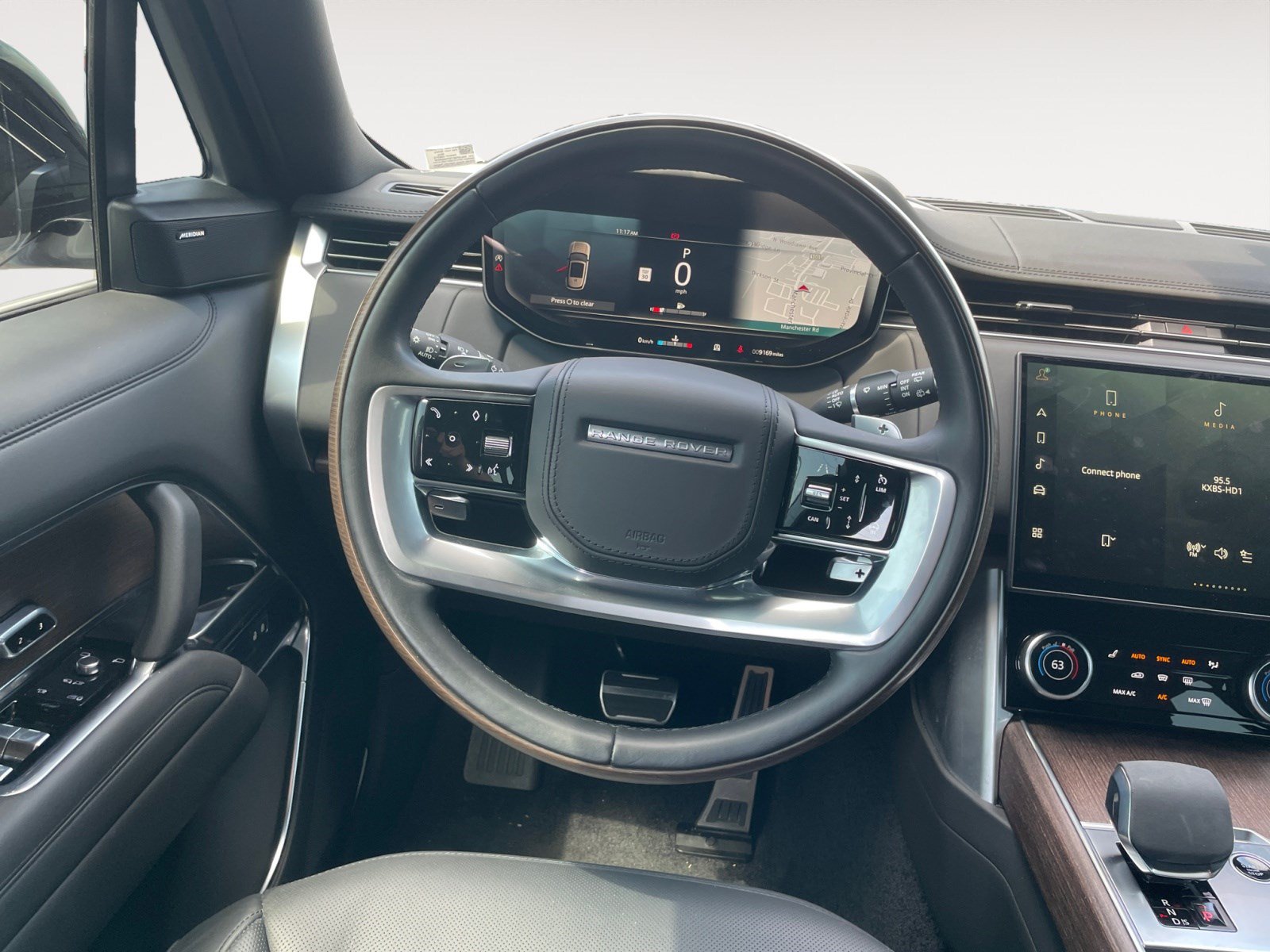 Used 2023 Land Rover Range Rover SE AWD/4WD image 9