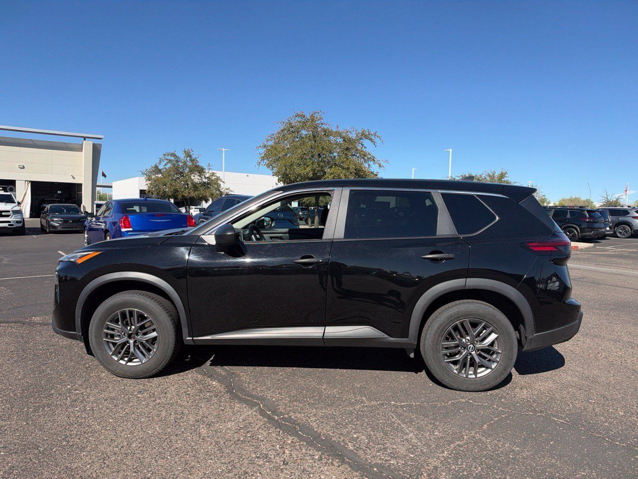 Certified 2024 Nissan Rogue S AWD/4WD image 8