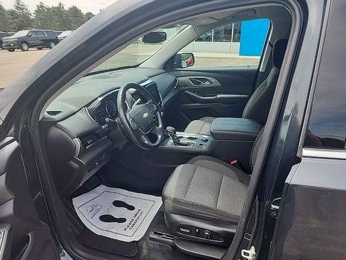 Used 2021 Chevrolet Traverse LT AWD/4WD image 11