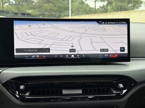 New 2026 BMW 330i Sedan w/ M Sport Package image 26