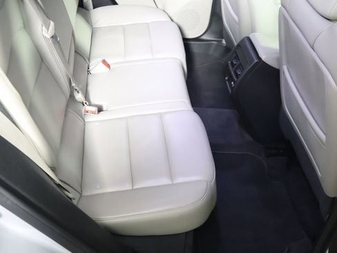 Used 2020 Cadillac XT4 Premium Luxury FWD image 49
