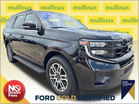 Used 2025 Ford Expedition Active RWD image 1