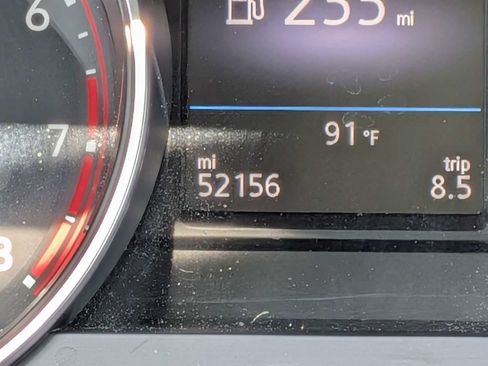 Used 2018 Volkswagen Tiguan SEL FWD image 42